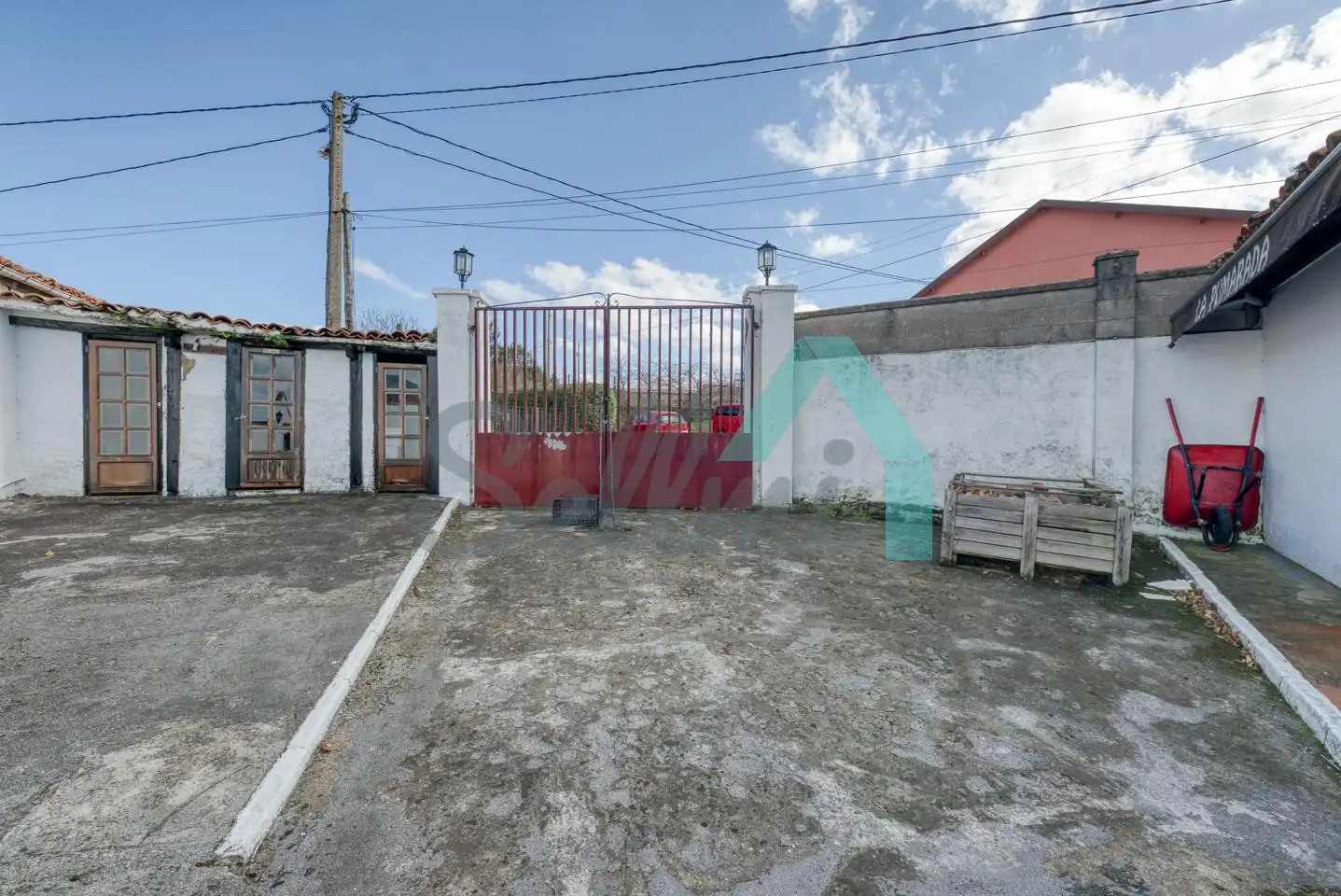 Parking of Buildings for sale in Oviedo 