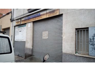 Local commercial à vendre à Calle Tamarit