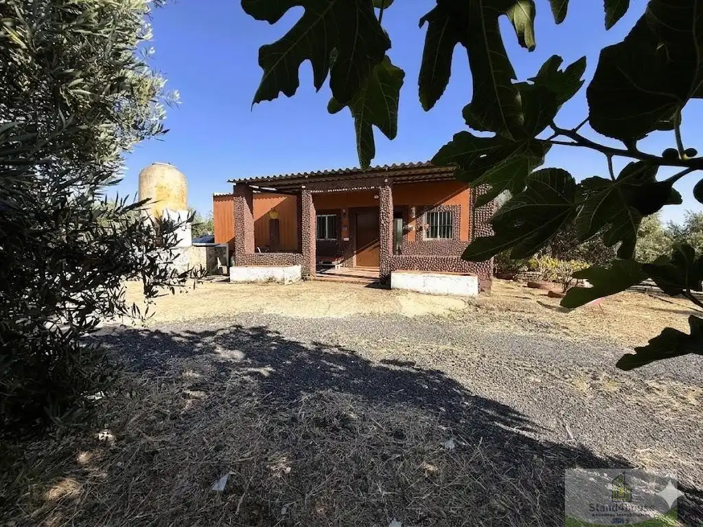 Casa rústica amb piscina en venda a La Palma del Condado, imagen 3