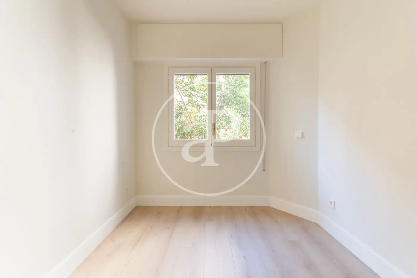 Schlafzimmer von Wohnung zur Miete in Madrid mit Klimaanlage, Heizung und Privatgarten