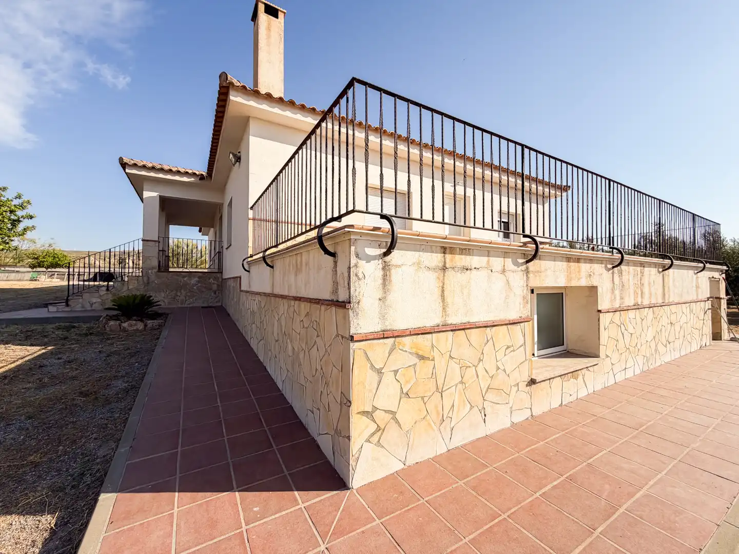 Exterior view of Houses for sale in Zújar  with Private garden, Terrace and Storage room