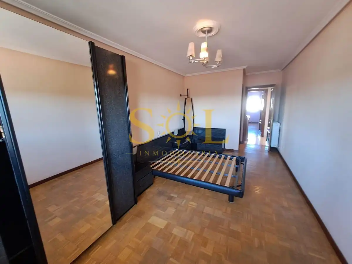 Schlafzimmer von Wohnung zum Verkauf in La Bañeza  mit Heizung, Parkett und Abstellraum