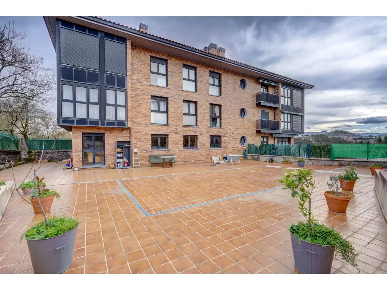 Exterior view of Flat for sale in Donostia - San Sebastián   with Heating, Private garden and Terrace