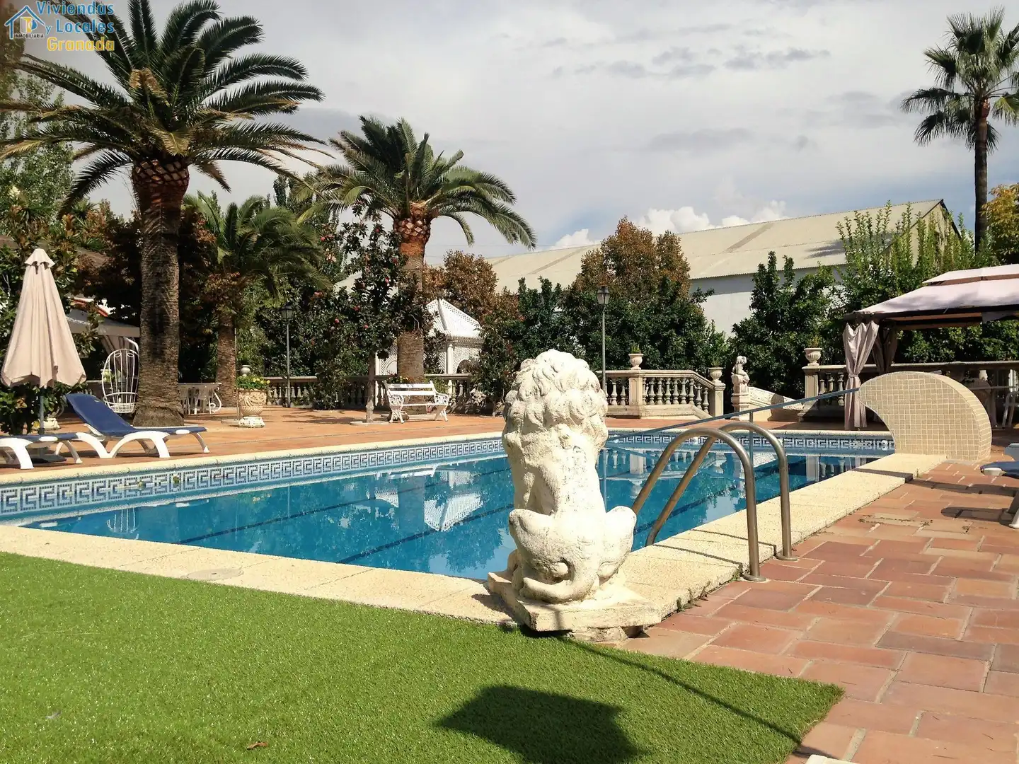Piscina de Casa o chalet en venta en Granada con Aire acondicionado, Jardín privado y Trastero