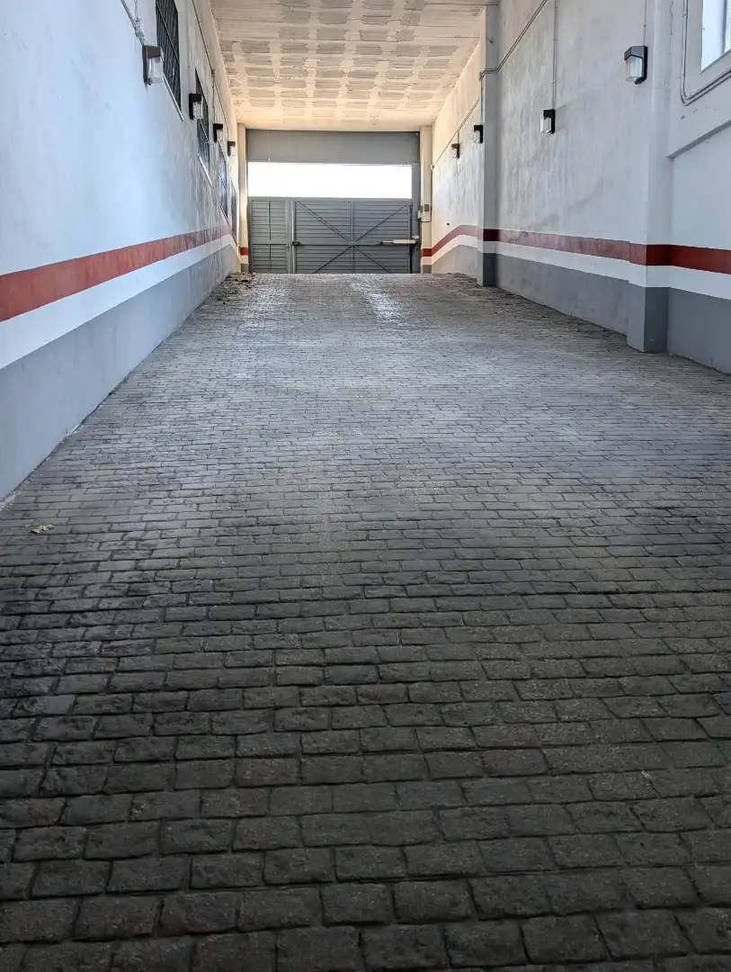 Oficina de alquiler en Acueducto, 24, La Motilla - Fuente del Rey