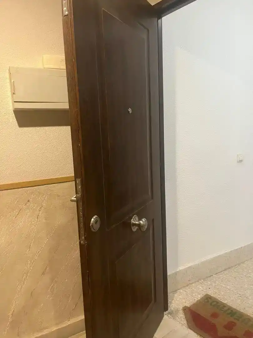 Dormitori de Pis en venda en Escalona amb Aire condicionat i Balcó