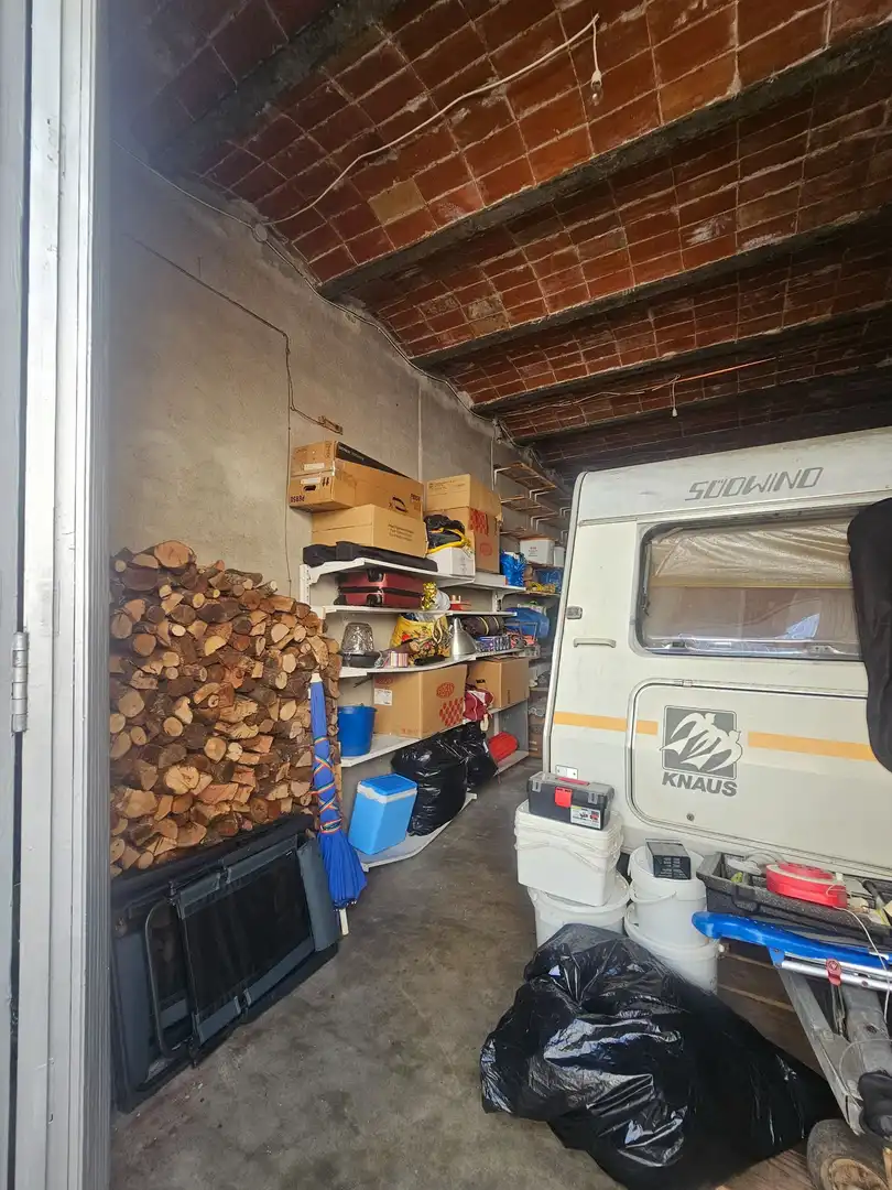 Aparcament de Casa o xalet en venda en Olot amb Aire condicionat, Calefacció i Terrassa