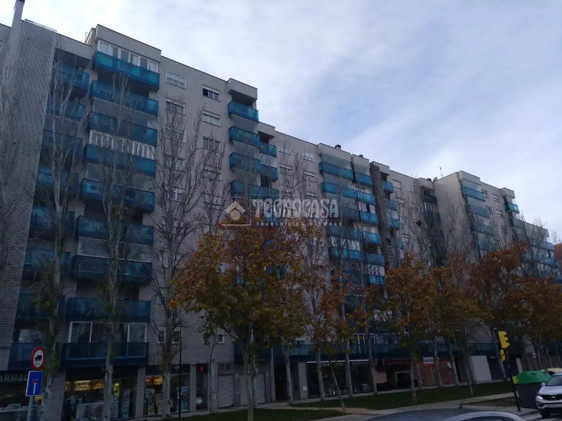 Vista exterior de Piso en venta en Zaragoza