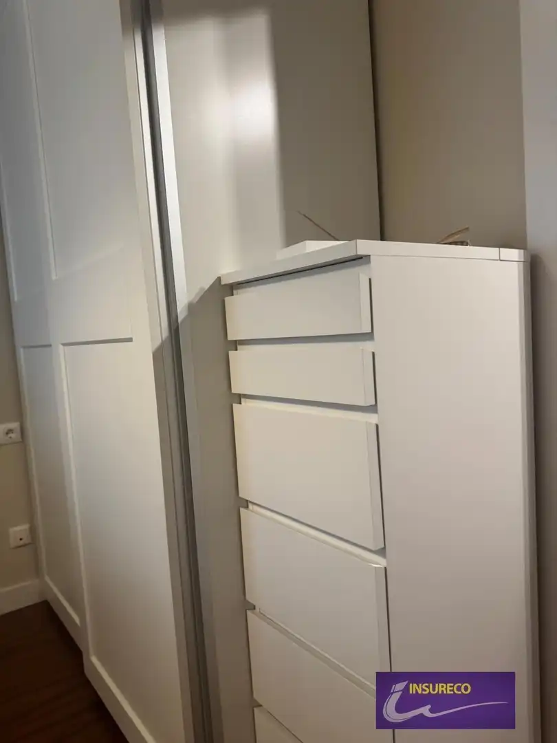 Habitación de Apartamento de alquiler en Sariegos con Calefacción, Parquet y Terraza