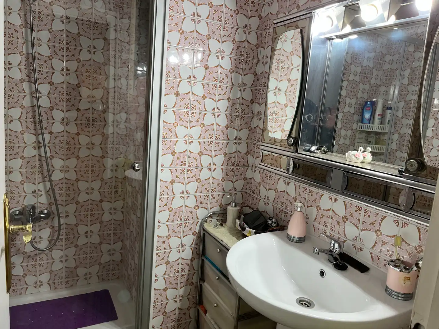 Badezimmer von Wohnungen zum Verkauf in Calafell