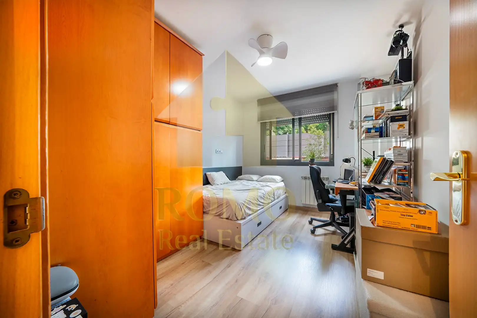 Habitación de Planta baja en venta en Polinyà con Aire acondicionado, Calefacción y Parquet