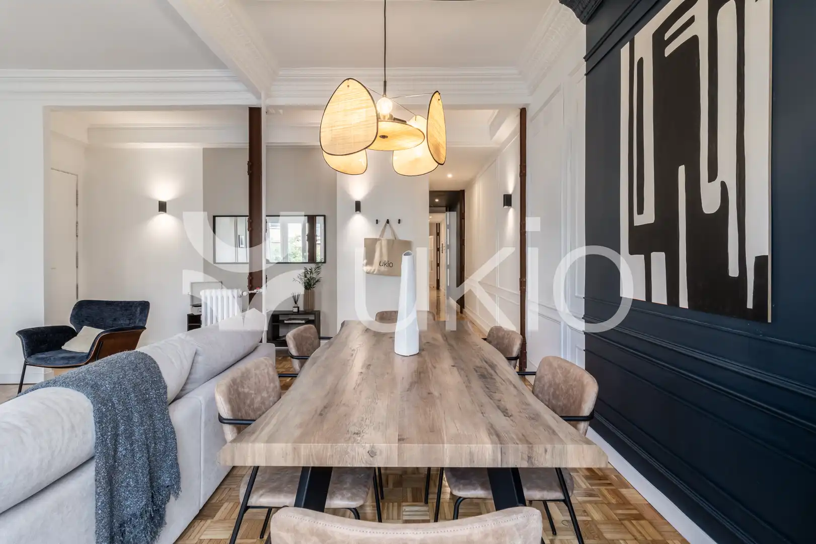 Comedor de Apartamento de alquiler en Madrid con Aire acondicionado, Calefacción y Amueblado