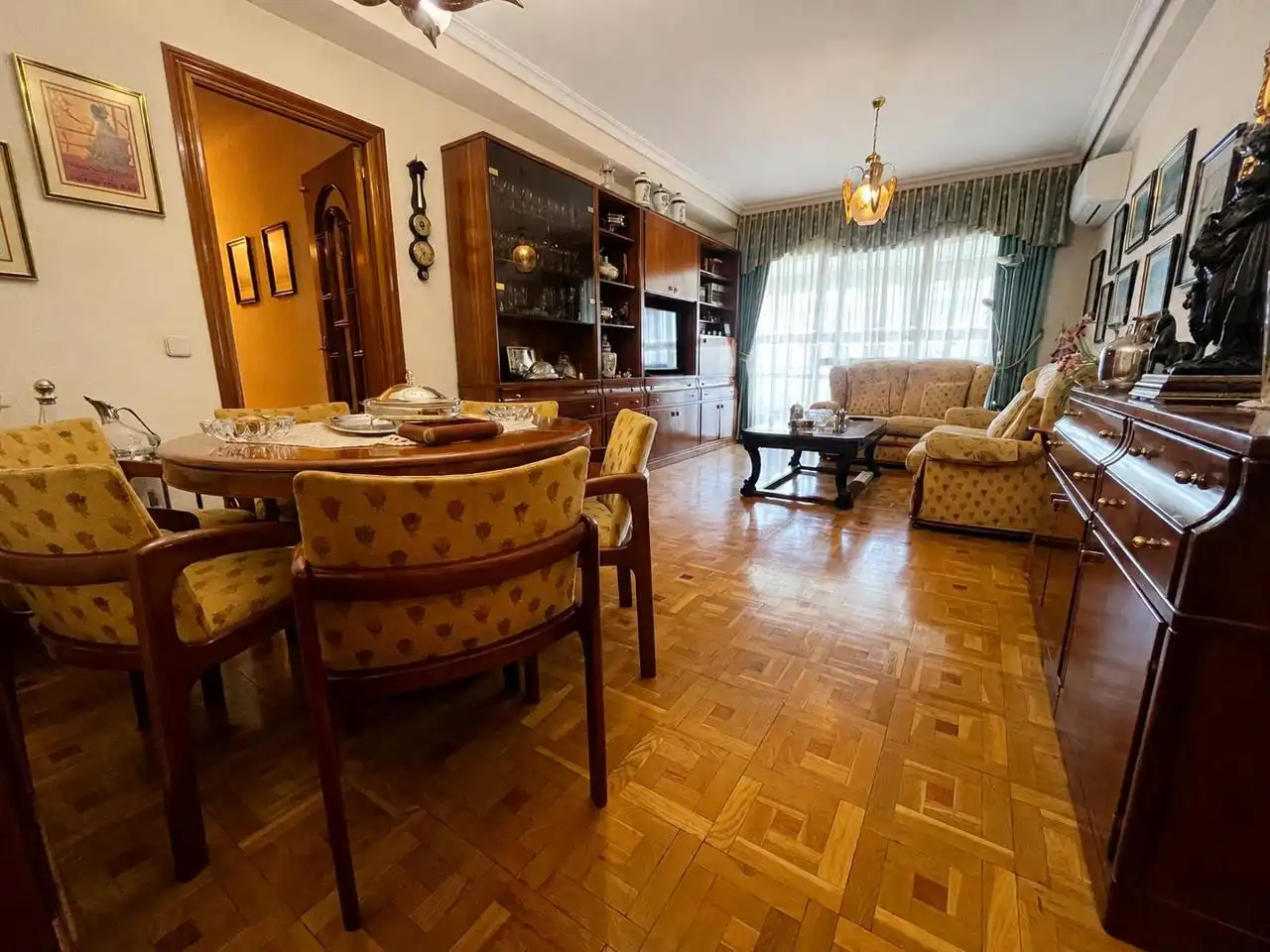 Sala de estar de Piso en venta en Madrid con Aire acondicionado, Calefacción y Parquet