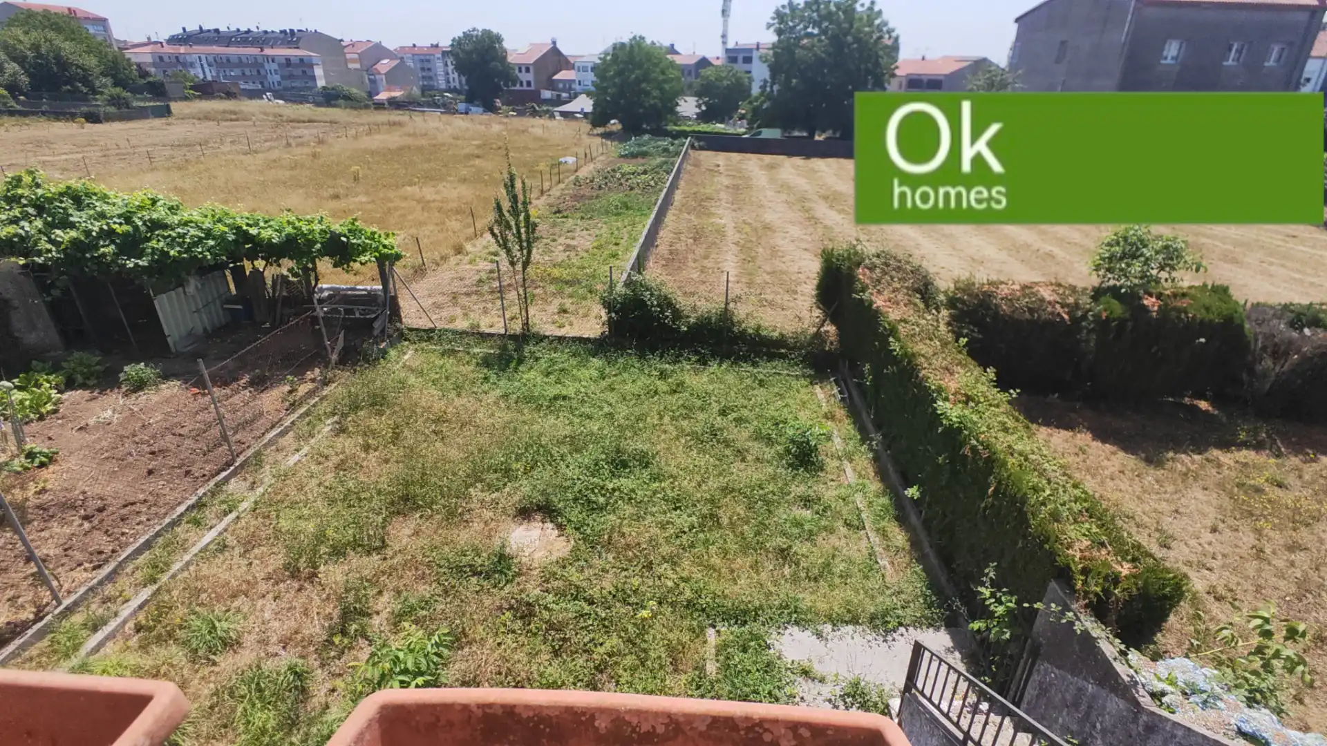 Casa adosada en venda en Arzúa amb Jardí privat, Parquet i Terrassa
