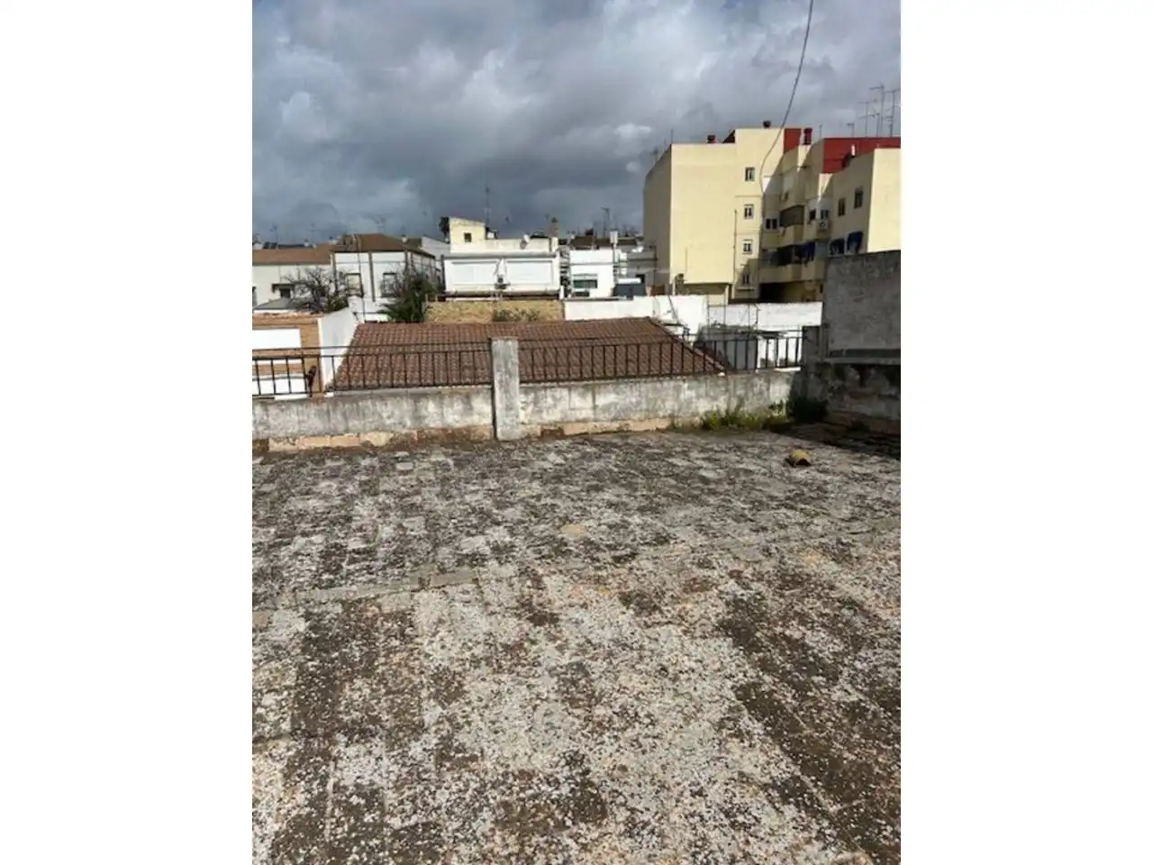 Exterior view of Houses for sale in Tomares  with Terrace, Storage room and Balcony