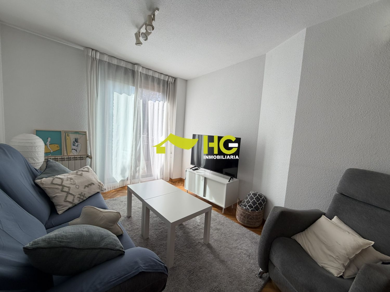 Sala de estar de Piso de alquiler en Villaviciosa de Odón con Aire acondicionado y Calefacción