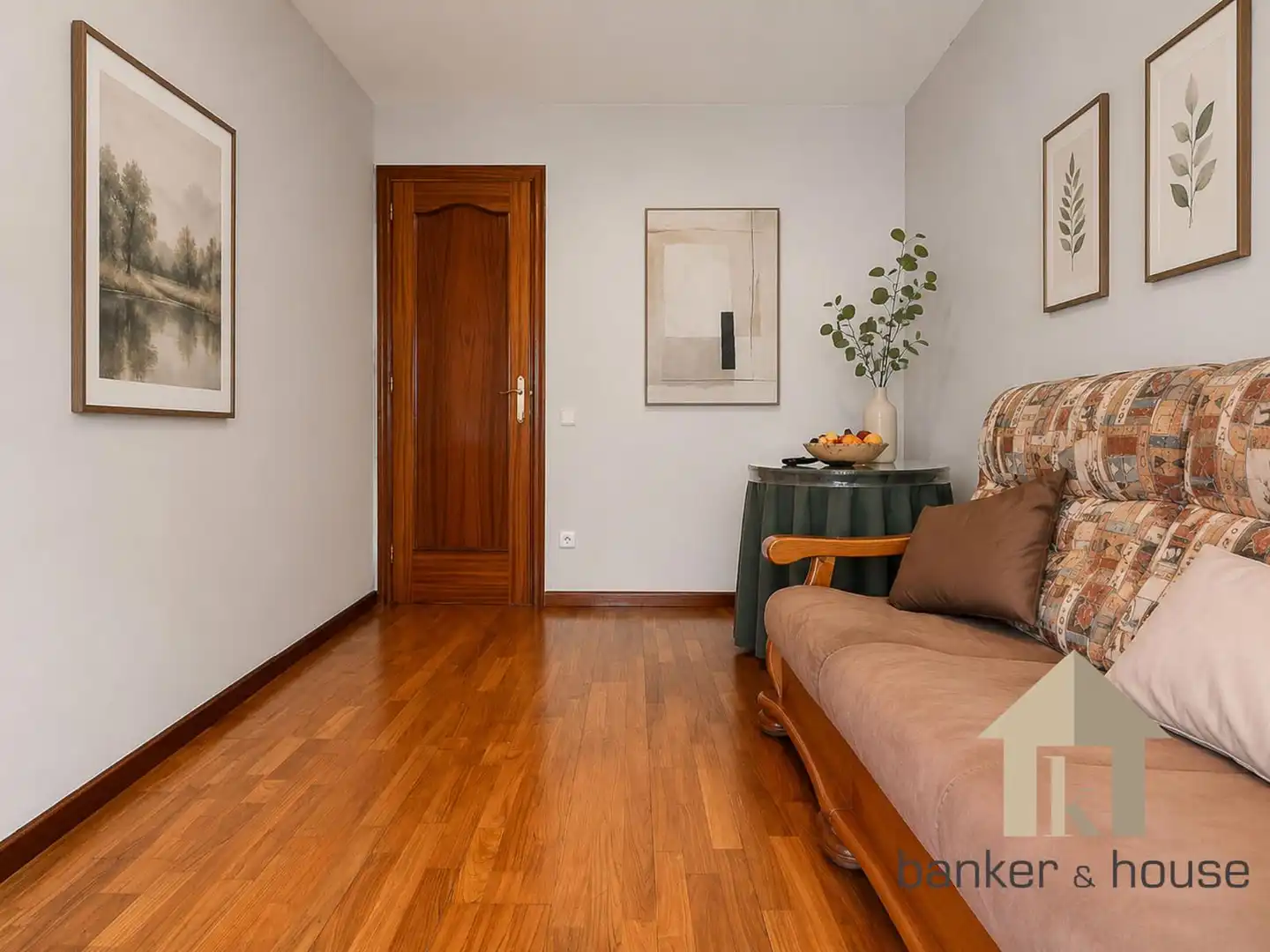 Dormitori de Casa o xalet en venda en Cerdanyola del Vallès amb Aire condicionat, Calefacció i Jardí privat