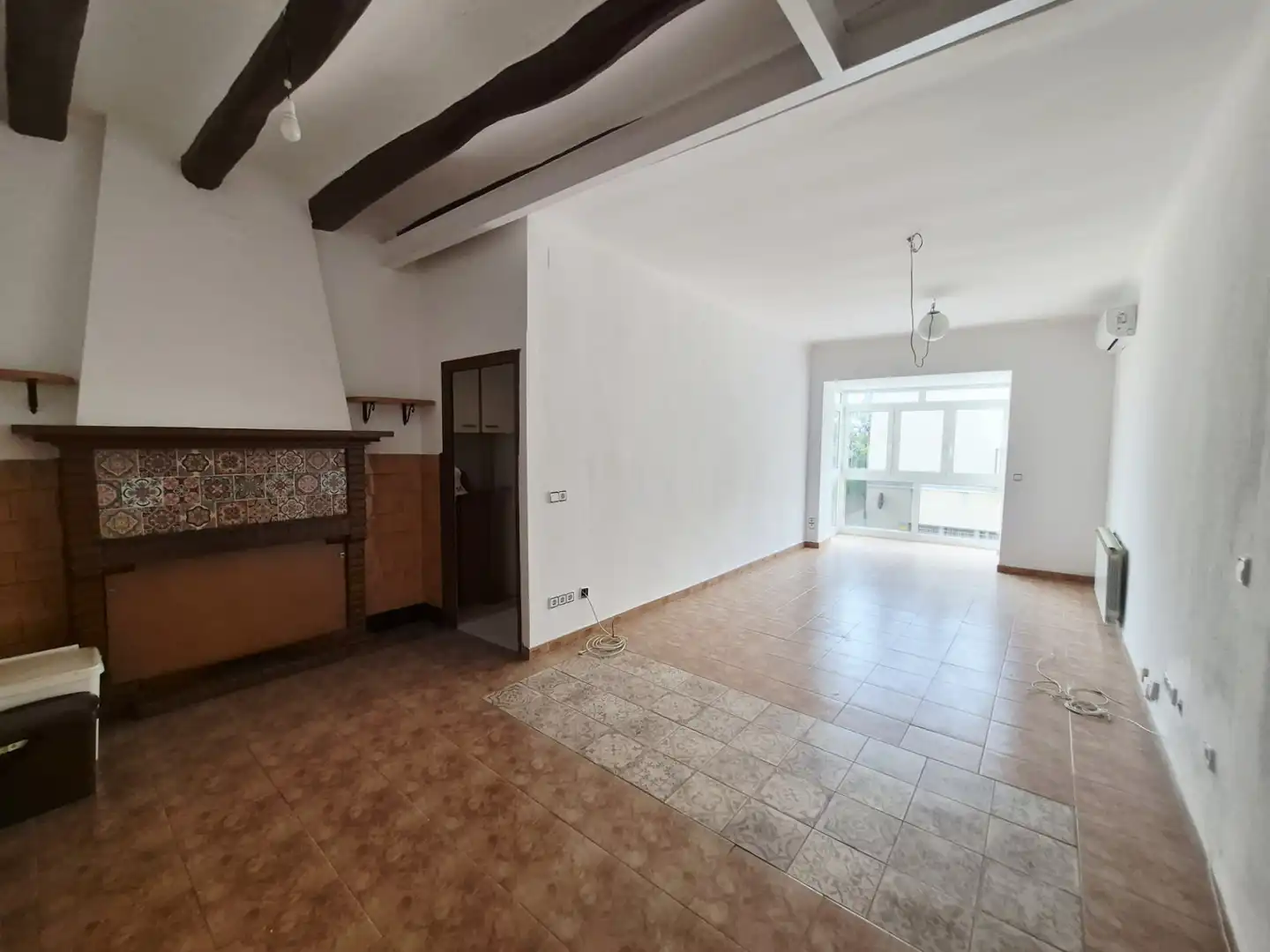 Sala d'estar de Casa adosada de lloguer amb opció a compra en Els Hostalets de Pierola amb Calefacció, Terrassa i Traster