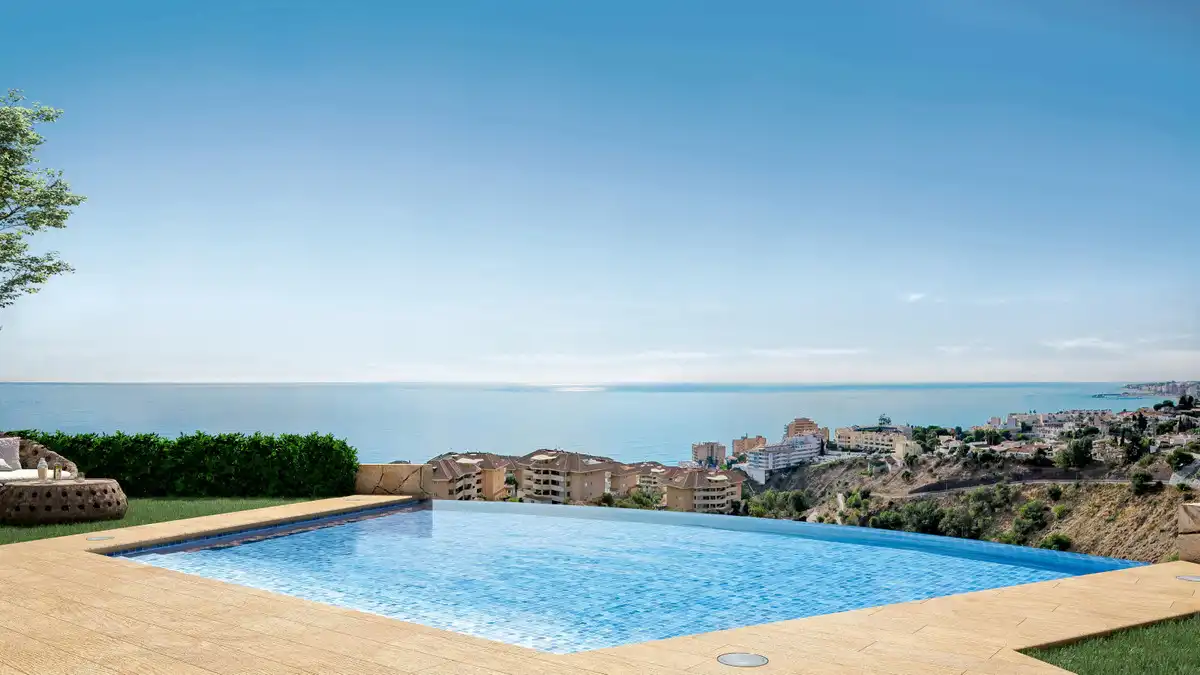 Piscina de Casa o xalet en venda en Fuengirola amb Aire condicionat, Jardí privat i Terrassa