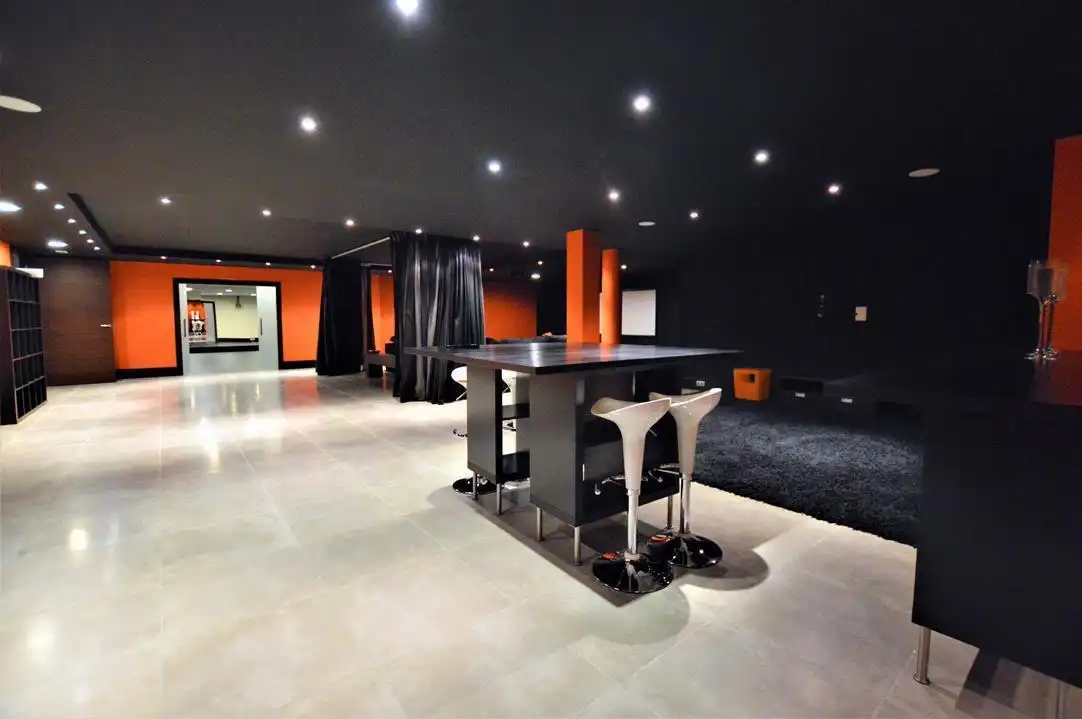 Chalet con piscina en venta en Calle Verdi, imagen 6