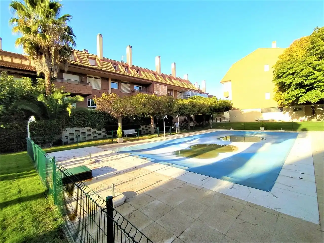 Piscina de Pis en venda en Las Rozas de Madrid amb Aire condicionat, Calefacció i Terrassa