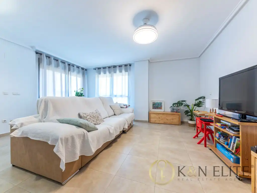 Living room of Flat for sale in Alicante / Alacant  with Air Conditioner, Private garden and Terrace