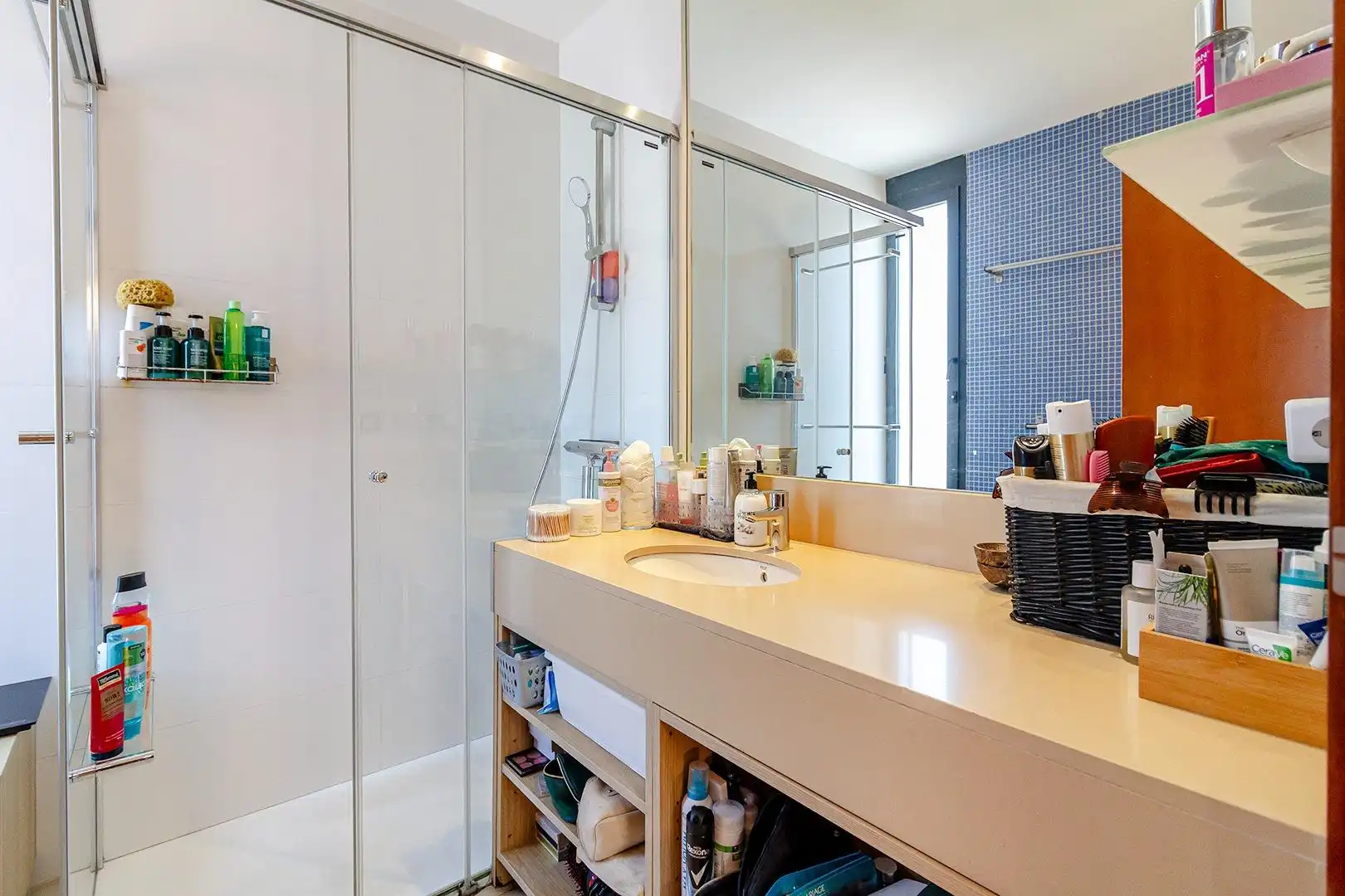 Baño de Casa o chalet en venta en Gavà con Aire acondicionado, Calefacción y Jardín privado