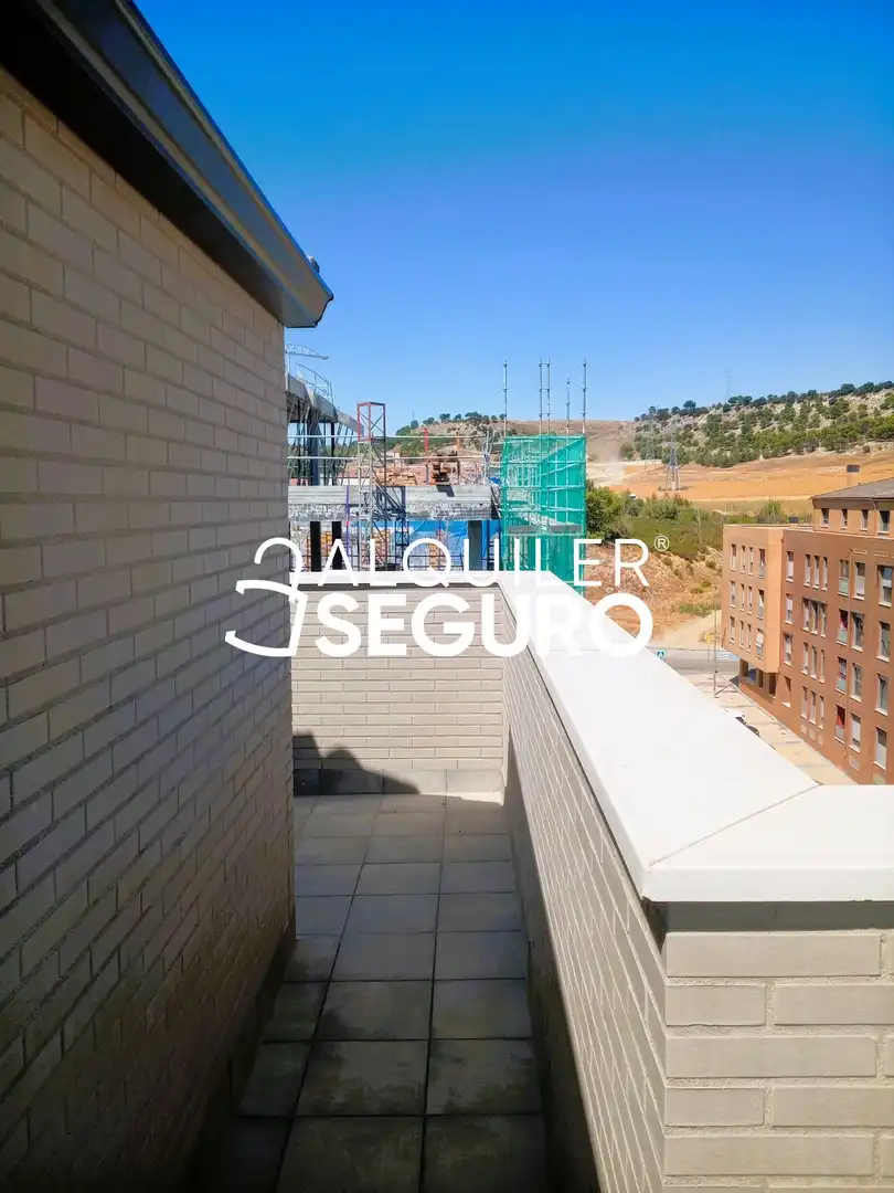 Balcony of Attic for rent in Arroyo de la Encomienda  with Heating, Terrace and Storage room