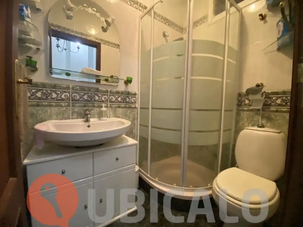 Baño de Casa adosada en venta en San Cristóbal de la Laguna con Terraza, Trastero y Amueblado