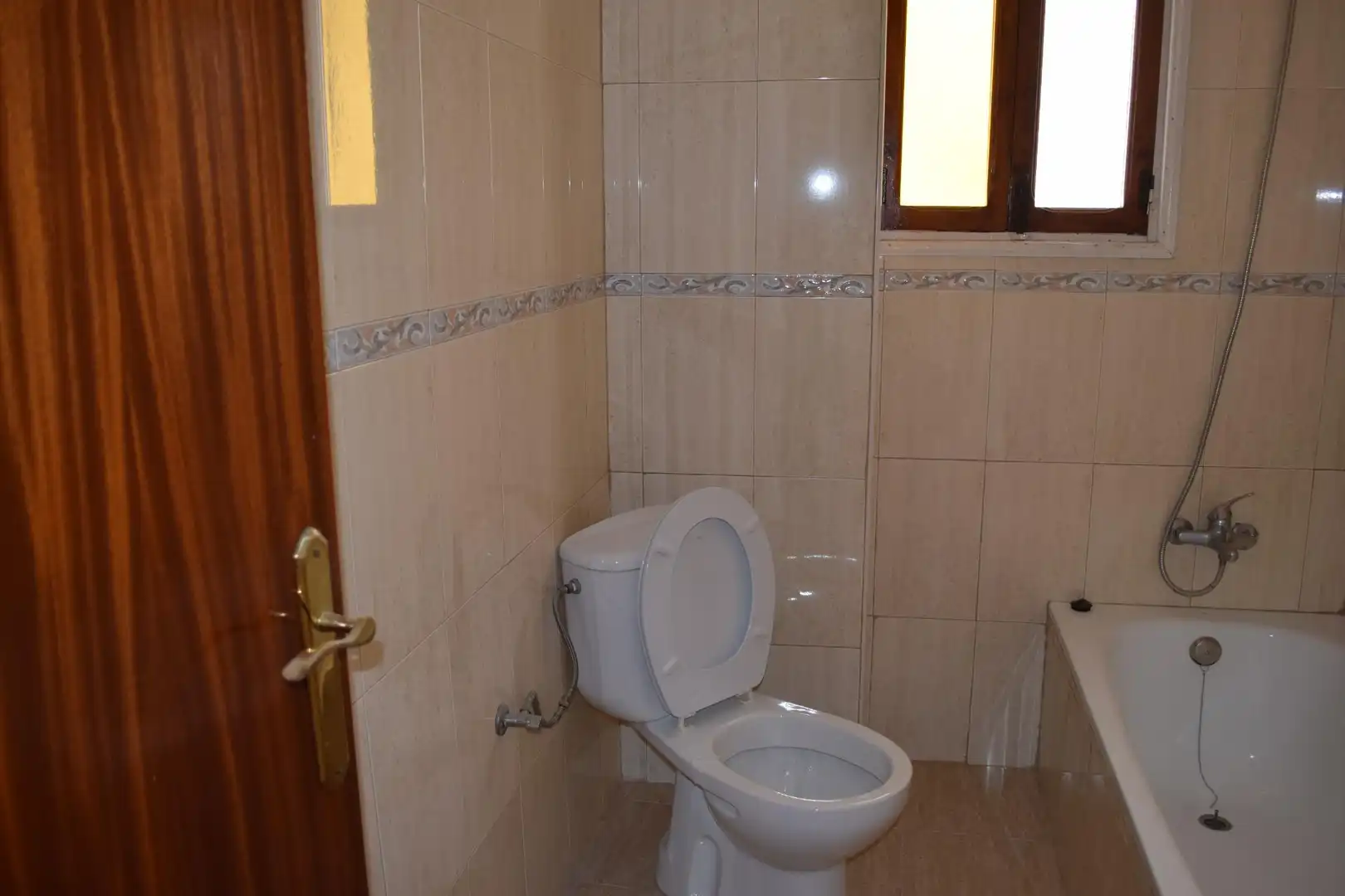 Baño de Piso en venta en Alcantarilla con Calefacción y Terraza