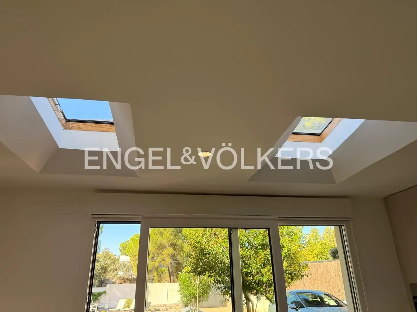 Exterior view of Houses for rent in Pozuelo de Alarcón  with Heating, Private garden and Terrace