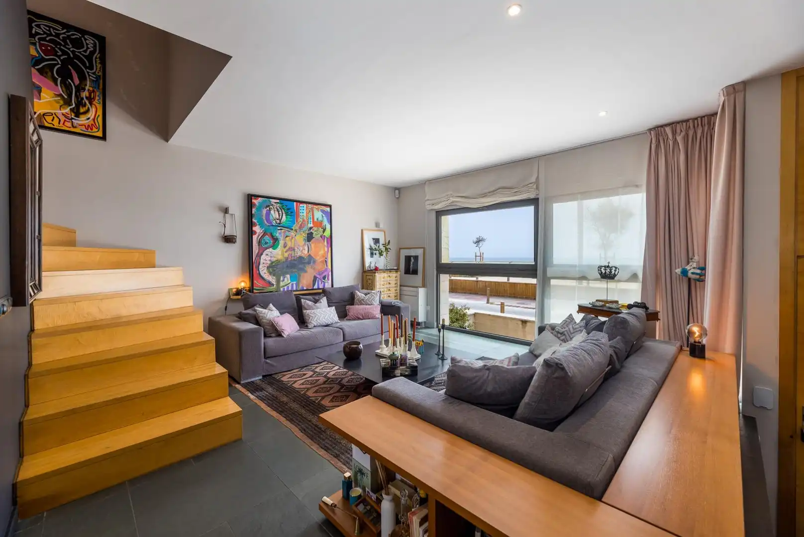 Sala de estar de Casa adosada de alquiler en  Palma de Mallorca con Aire acondicionado, Jardín privado y Terraza