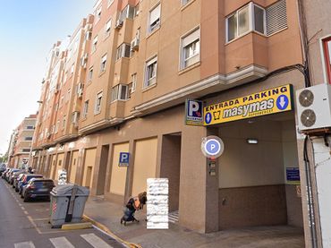 Individual con ascensor en venta en Elche ciudad