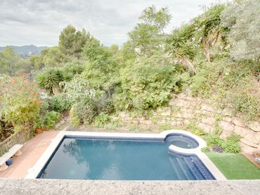 Casa con balcone in vendita a Carrer de Tomàs Guerrero