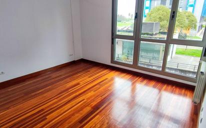 Bedroom of Flat for sale in Santander  with Heating