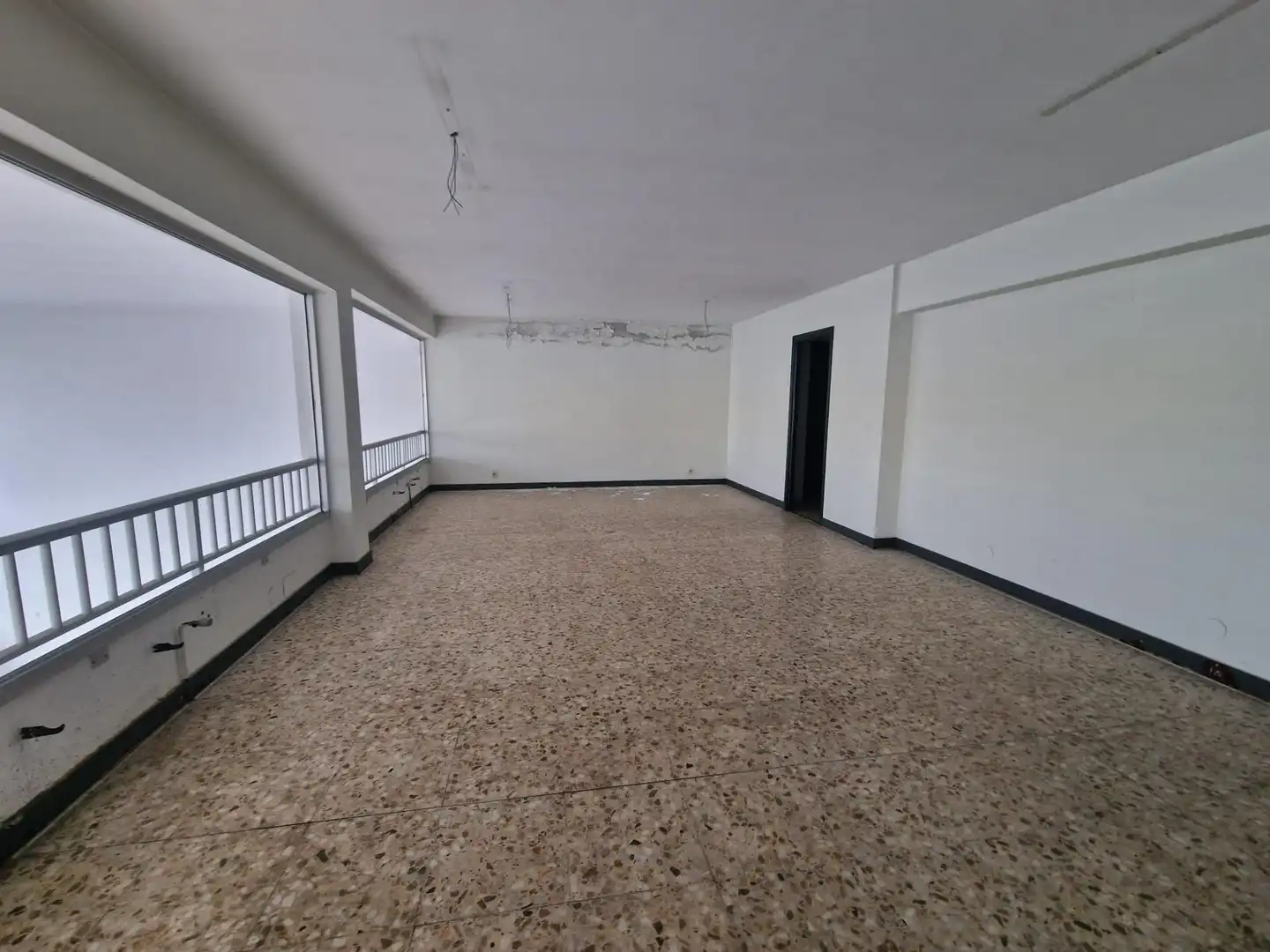 Industrial buildings for sale in Outeiro de Rei