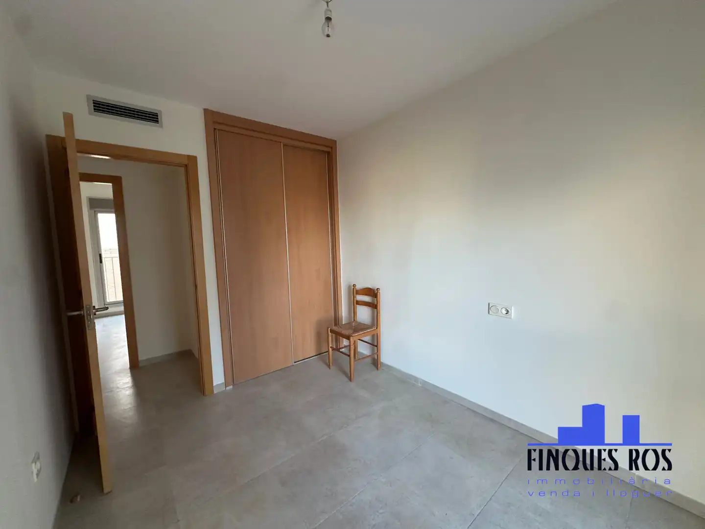 Flat for sale in Vinaròs  with Air Conditioner, Heating and Oven