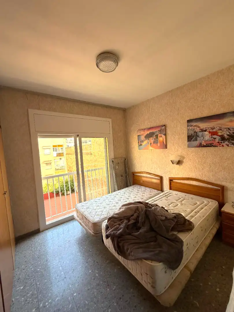Habitación de Piso en venta en Barcelona con Aire acondicionado, Calefacción y Horno