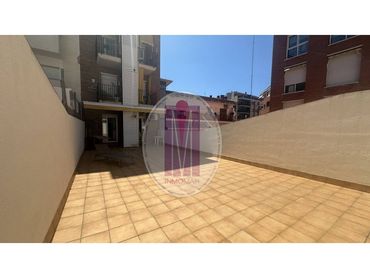 Flat for sale in Calle AVDA.CONSTITUCION