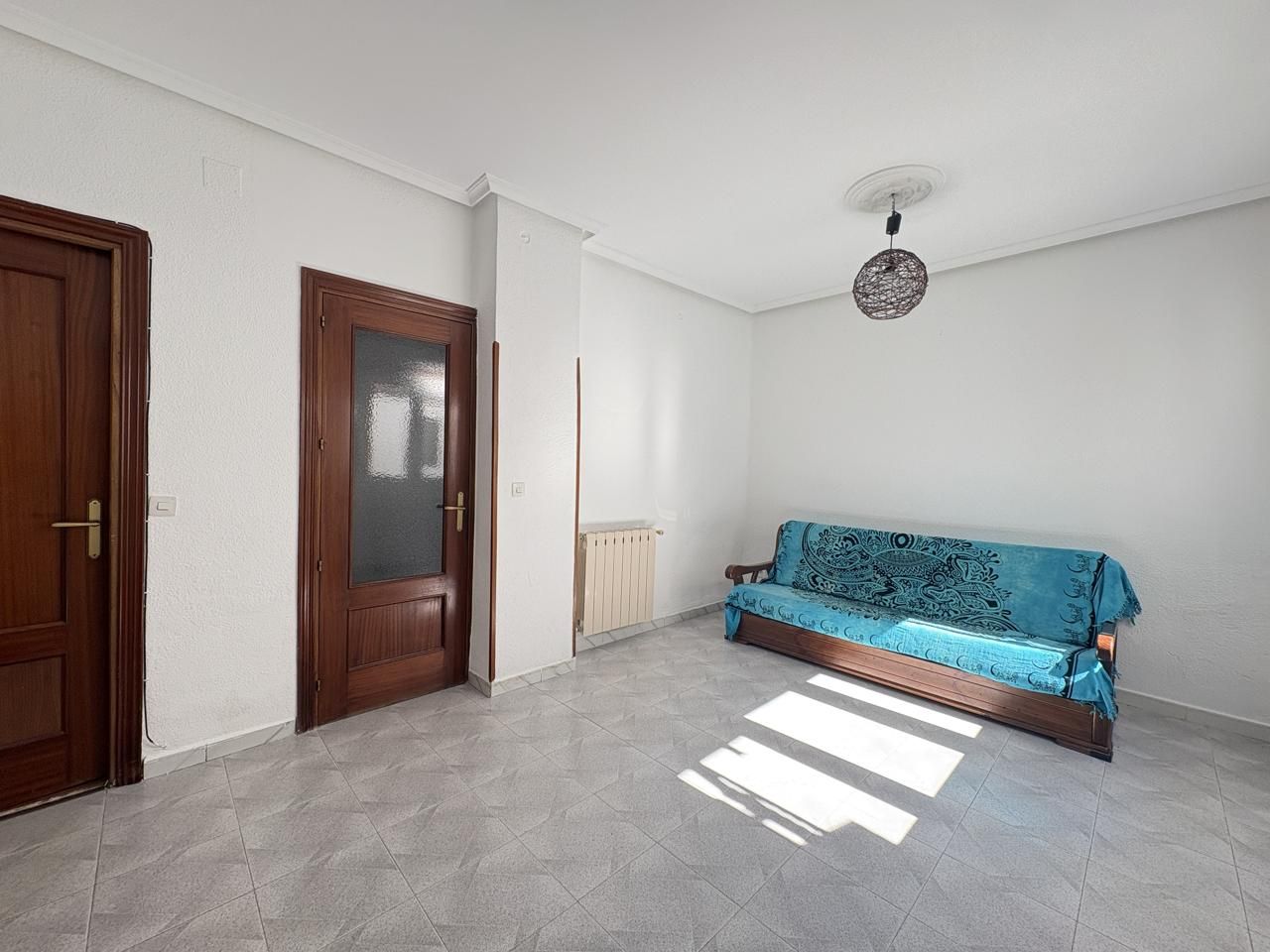 House or chalet to rent in  Madrid Capital  with Air Conditioner and Heating