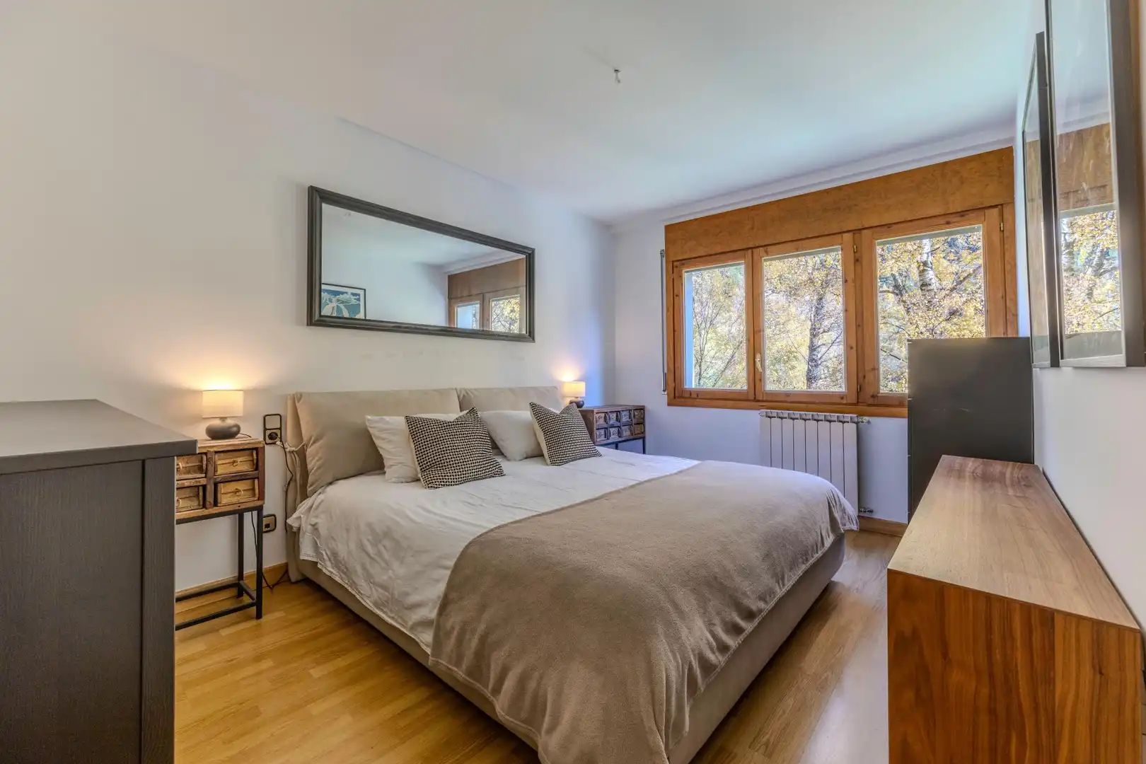 Habitación de Planta baja de alquiler en Ordino con Calefacción, Terraza y Trastero