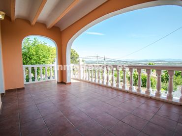 Villa con giardino in vendita a Calle Río Ebro 1618