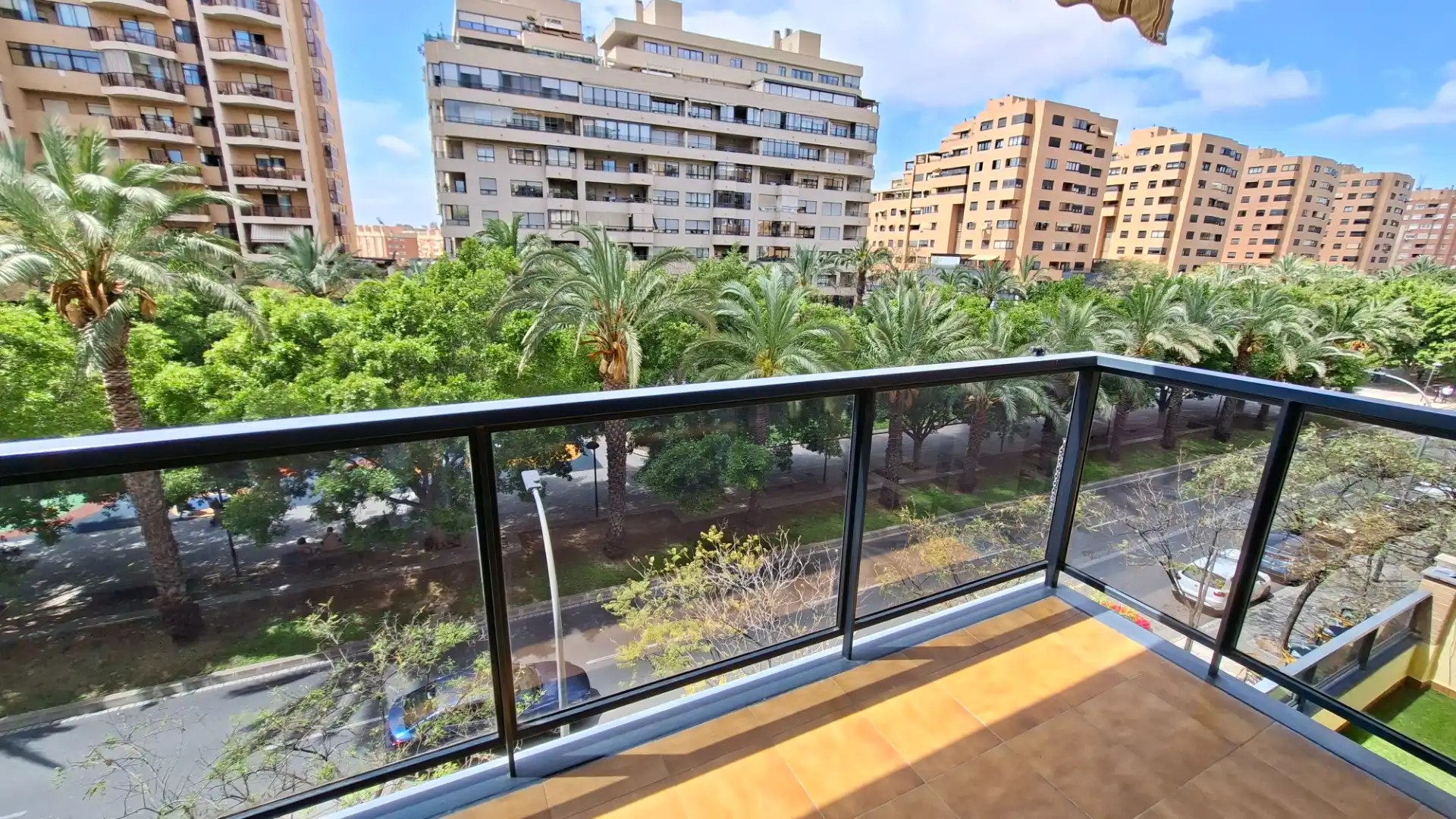 Vista exterior de Piso en venta en Alicante / Alacant con Aire acondicionado, Calefacción y Parquet