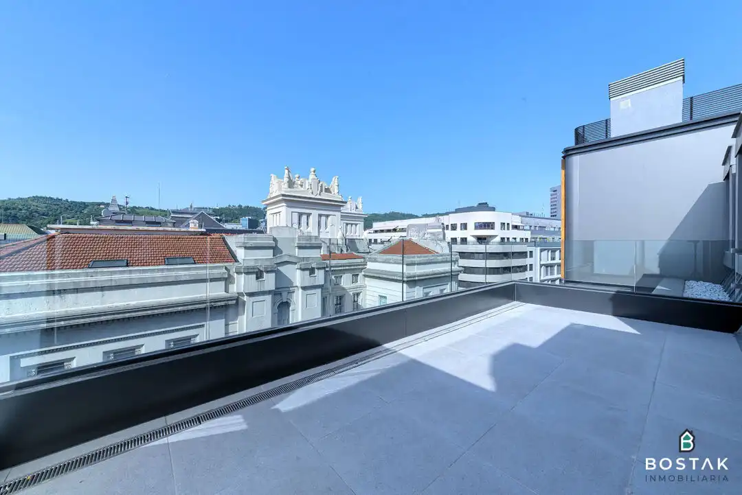 Terraza de Piso de alquiler en Bilbao  con Calefacción y Terraza