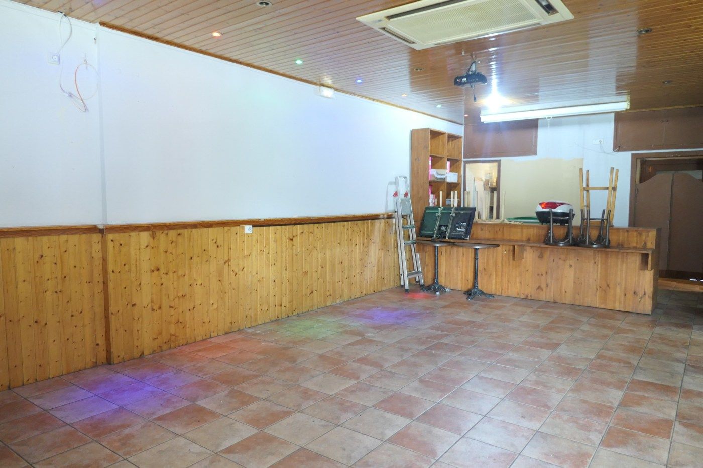 Premises to rent in  Barcelona Capital  with Air Conditioner and Furnished