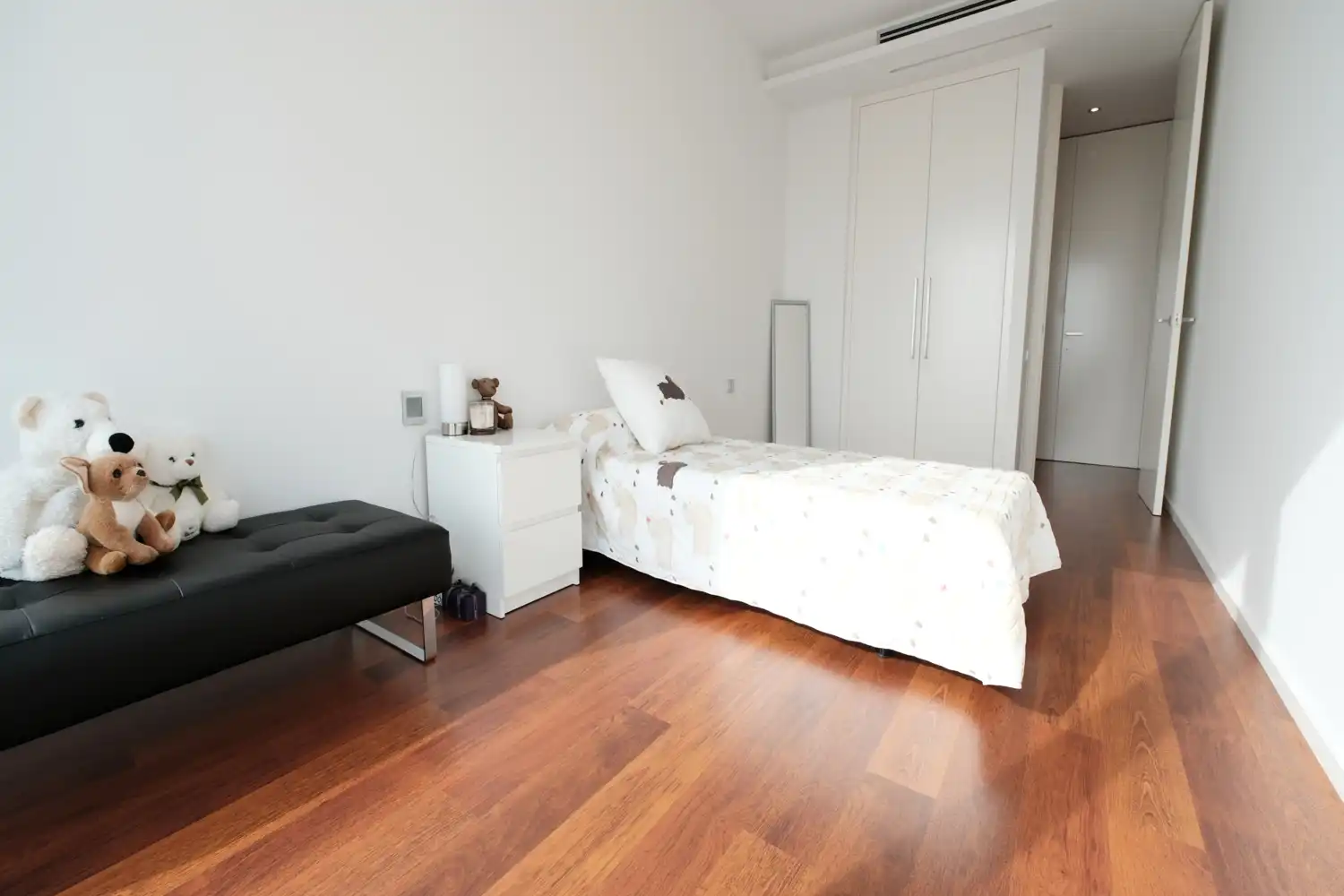 Dormitori de Casa o xalet en venda en Sagunto / Sagunt amb Aire condicionat, Calefacció i Jardí privat