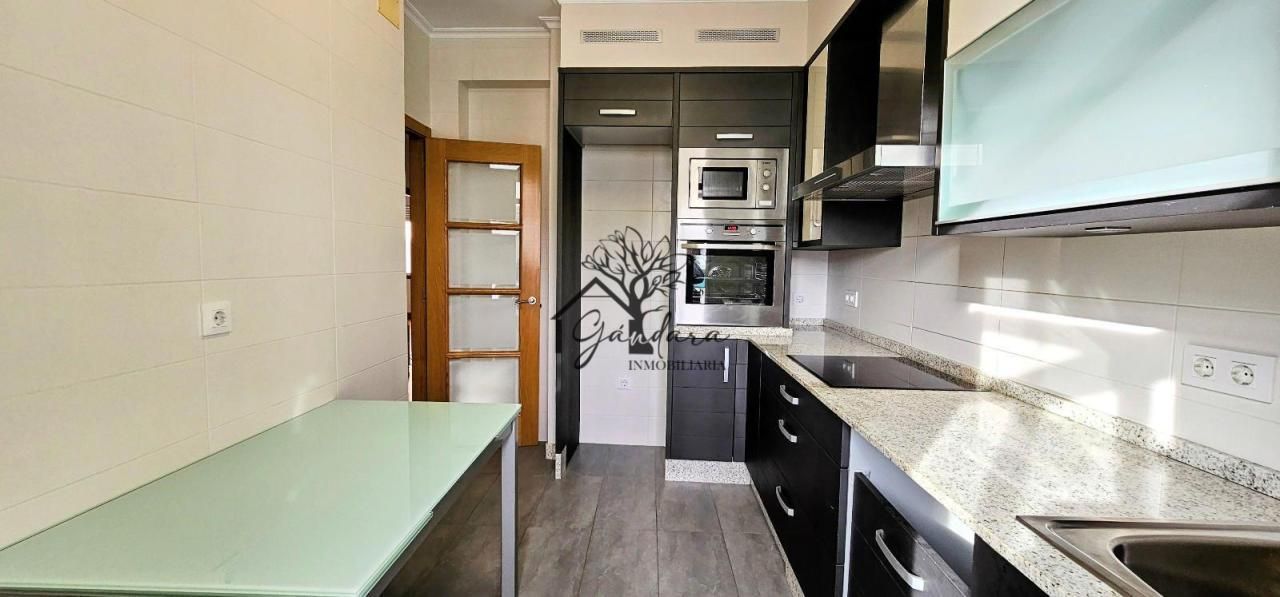 Kitchen of Flat for sale in Narón  with Heating and Storage room