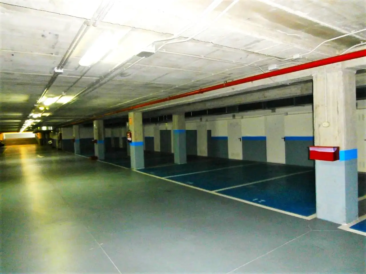 Parkplatz von Garage zum Verkauf in Oviedo 
