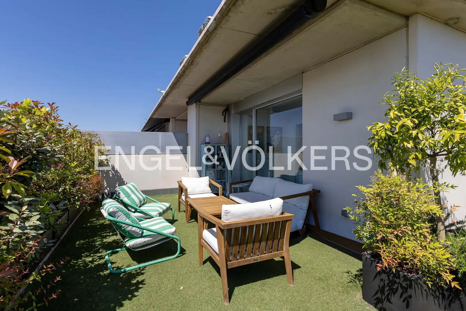 Terrace of Attic for sale in Madrid  with Air Conditioner, Heating and Private garden