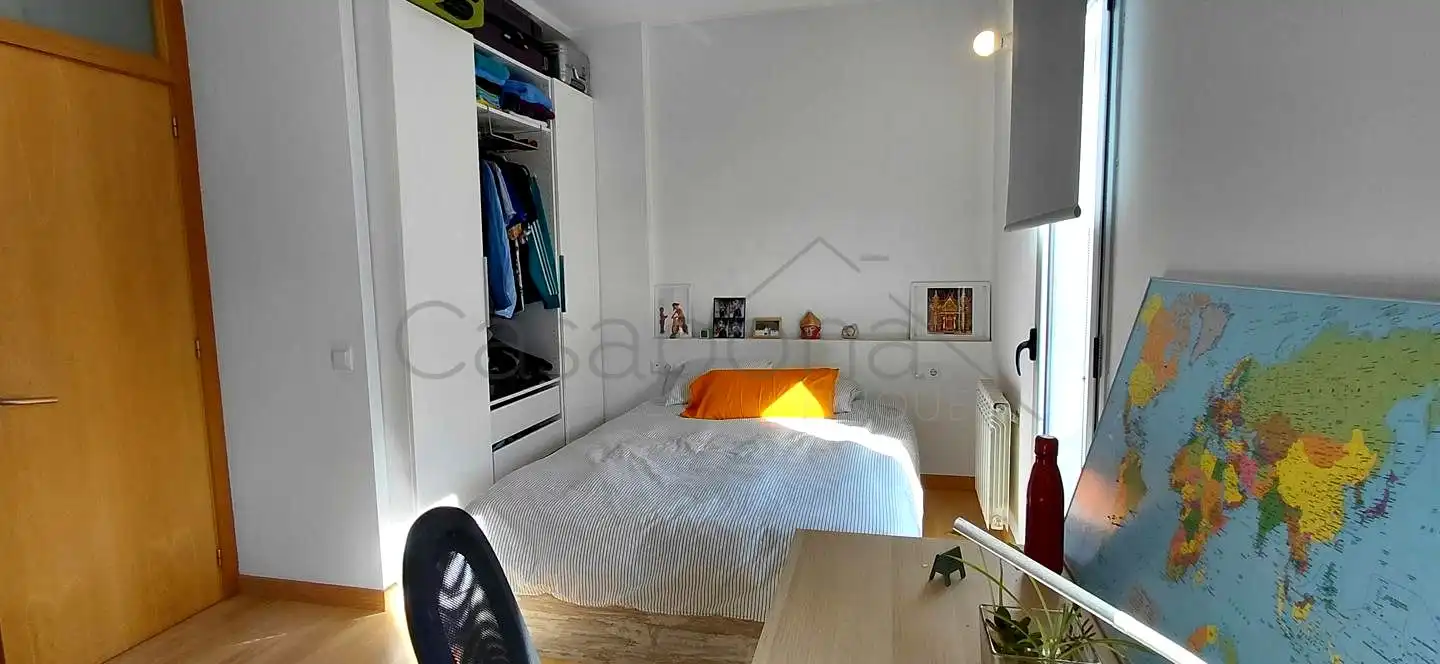 Dormitori de Dúplex en venda en La Garriga amb Calefacció, Parquet i Terrassa